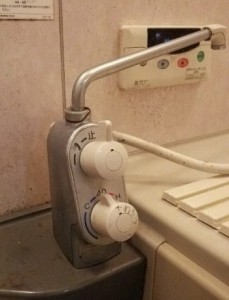 INAX製浴室混合栓（サーモミキシング式）