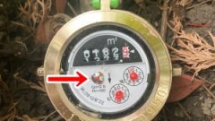 水道メーターのパイロットは回らない